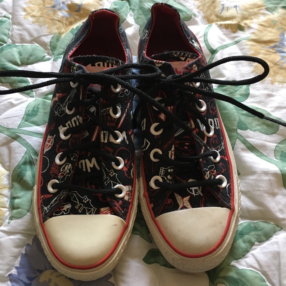 Skulls Bats Converse